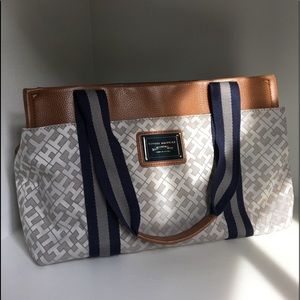 Tommy Hilfiger Handbag